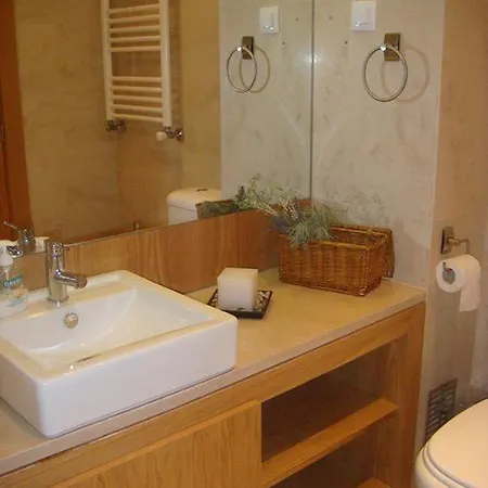 Lovely 2 Bed Family With Pool Apartmán Alcabideche